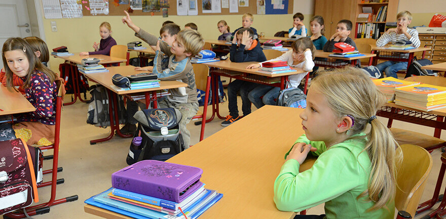 Kinder in einer Schulklasse